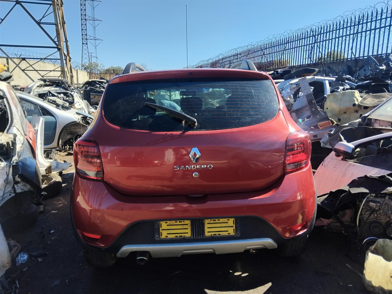 2019 Renault Sandero Stepway H4BA manual transmission stripping for spares - Private Seller 2019 Renault Sandero Stepway H4BA manual transmission stripping for spares - Private Seller