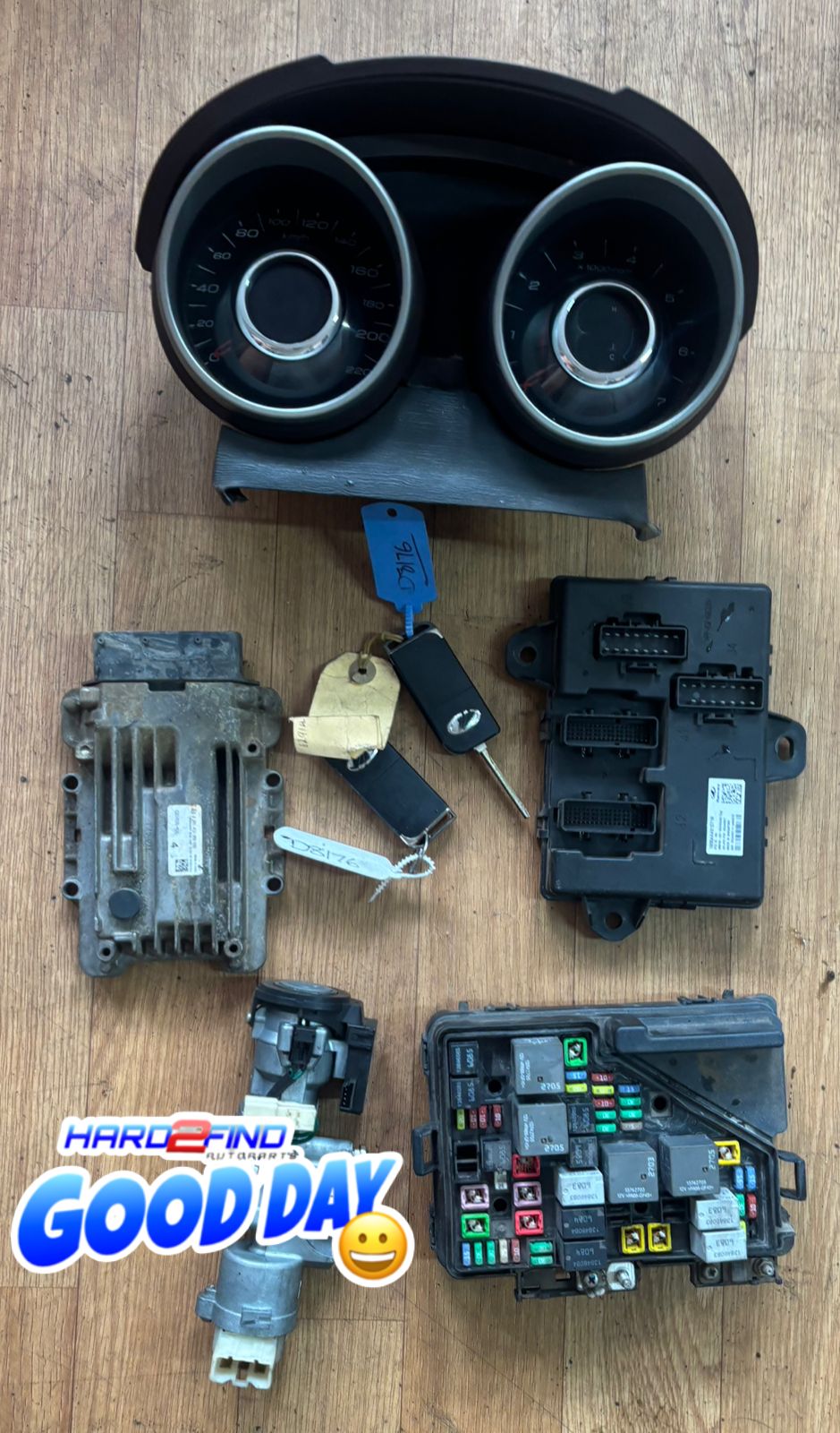 2015 Mahindra XUV 500 2.2 ECU SET - Private Seller 2015 Mahindra XUV 500 2.2 ECU SET - Private Seller