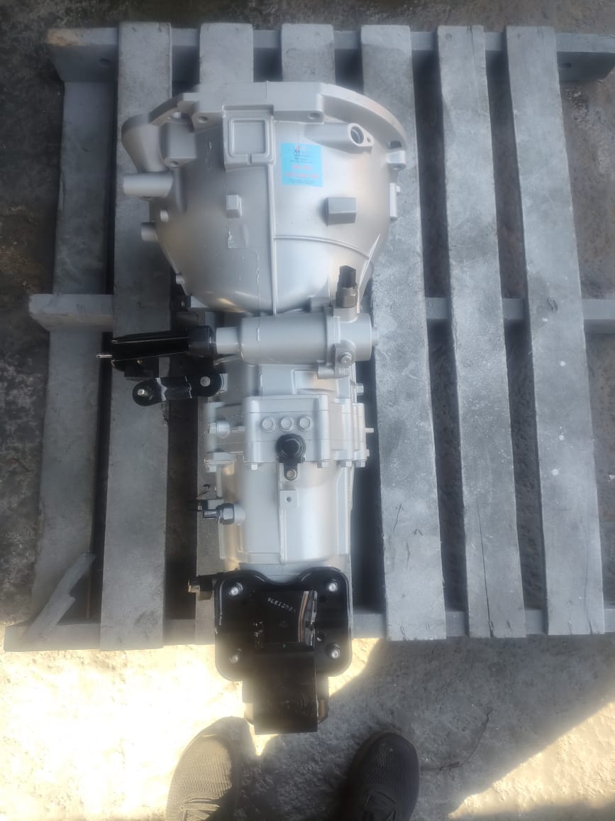 6speed Kia k2700 gearbox - Private Seller