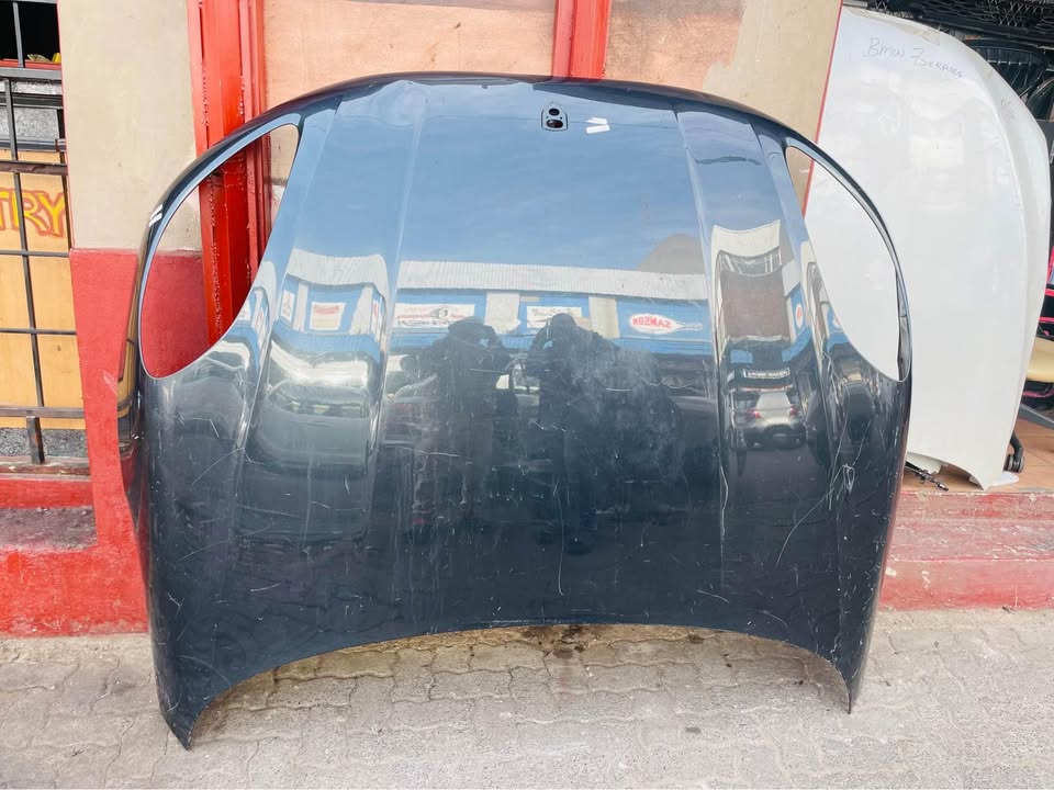 Porsche Macan bonnet 2017 - Private Seller
