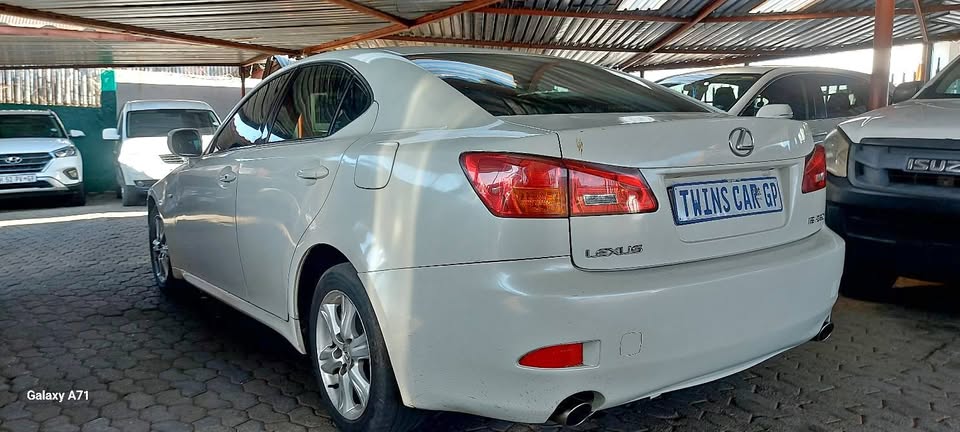 Lexus IS 250 V6 Manual petrol