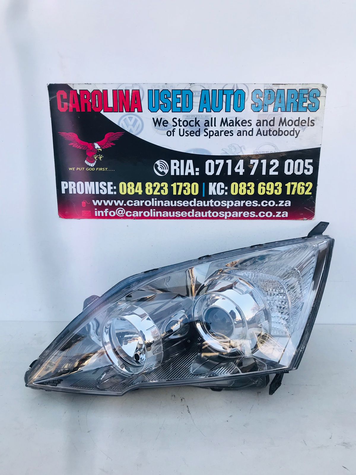 Honda CR-V left side headlight - Private Seller Honda CR-V left side headlight - Private Seller