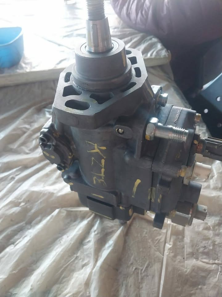 Toyota Hilux 1KZTE Diesel Pump For Sale - Private Seller Toyota Hilux 1KZTE Diesel Pump For Sale - Private Seller