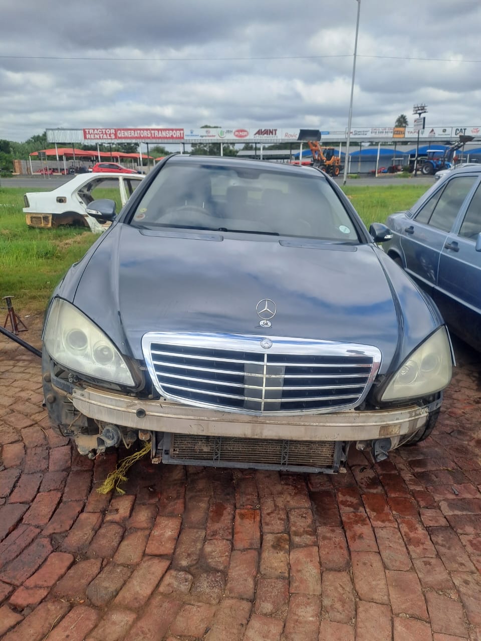 Merc Benz S500 stripping for spares