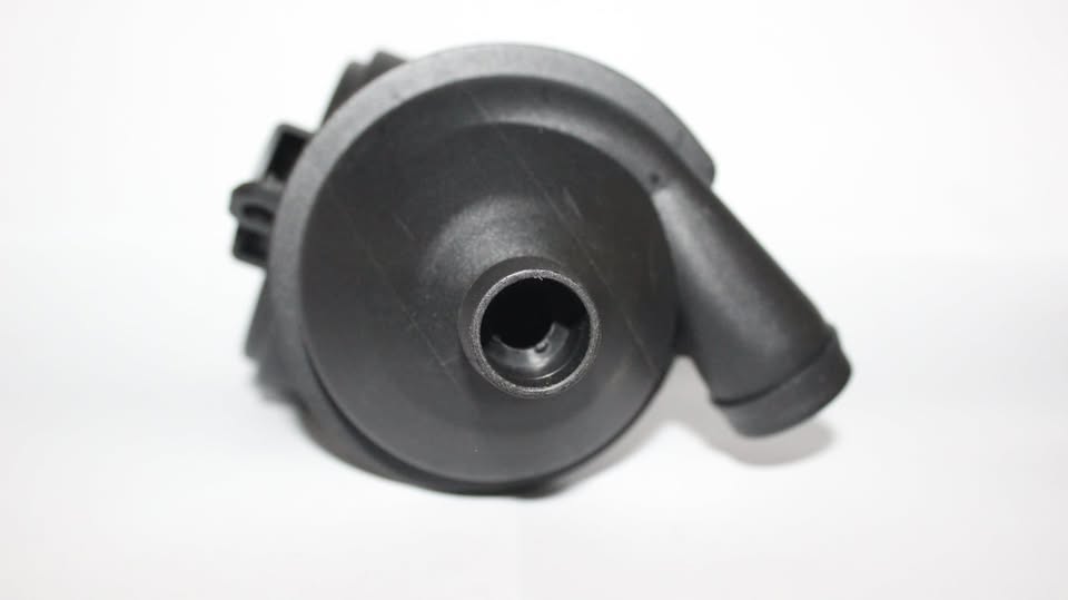 BMW E39, E46, E53, E60, E83 OIL SEPARATOR - Private Seller BMW E39, E46, E53, E60, E83 OIL SEPARATOR - Private Seller