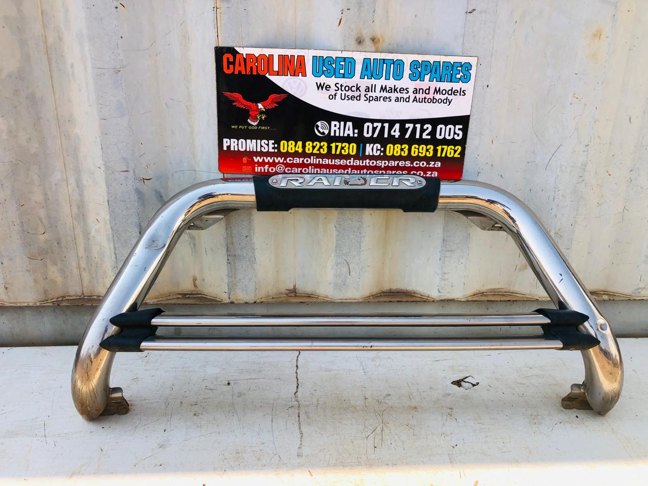 Toyota Hilux Raider (chrome) nudge bar (2016) - Private Seller Toyota Hilux Raider (chrome) nudge bar (2016) - Private Seller