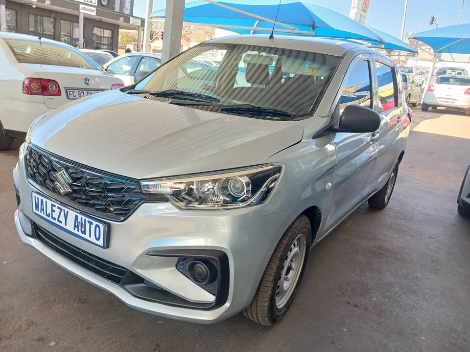 2024 SUZUKI ERTIGA 1.5 7SEATER  Transmission: Manual  Mileage: Fueltype: Petrol  Silver