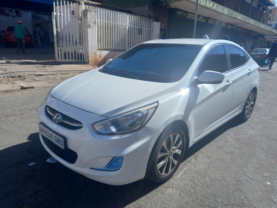 2018 HYUNDAI ACCENT SEDAN 1.6 PETROL, AUTOMATIC, WHITE COLOR, MILEAGE 83000KM