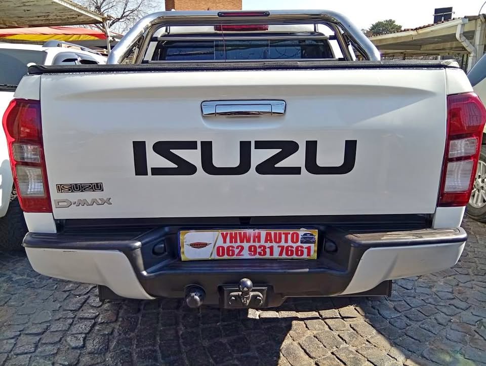 2019 Isuzu KB250 DMax DoubleCab 4X2 Bakkie 91,000km Manual