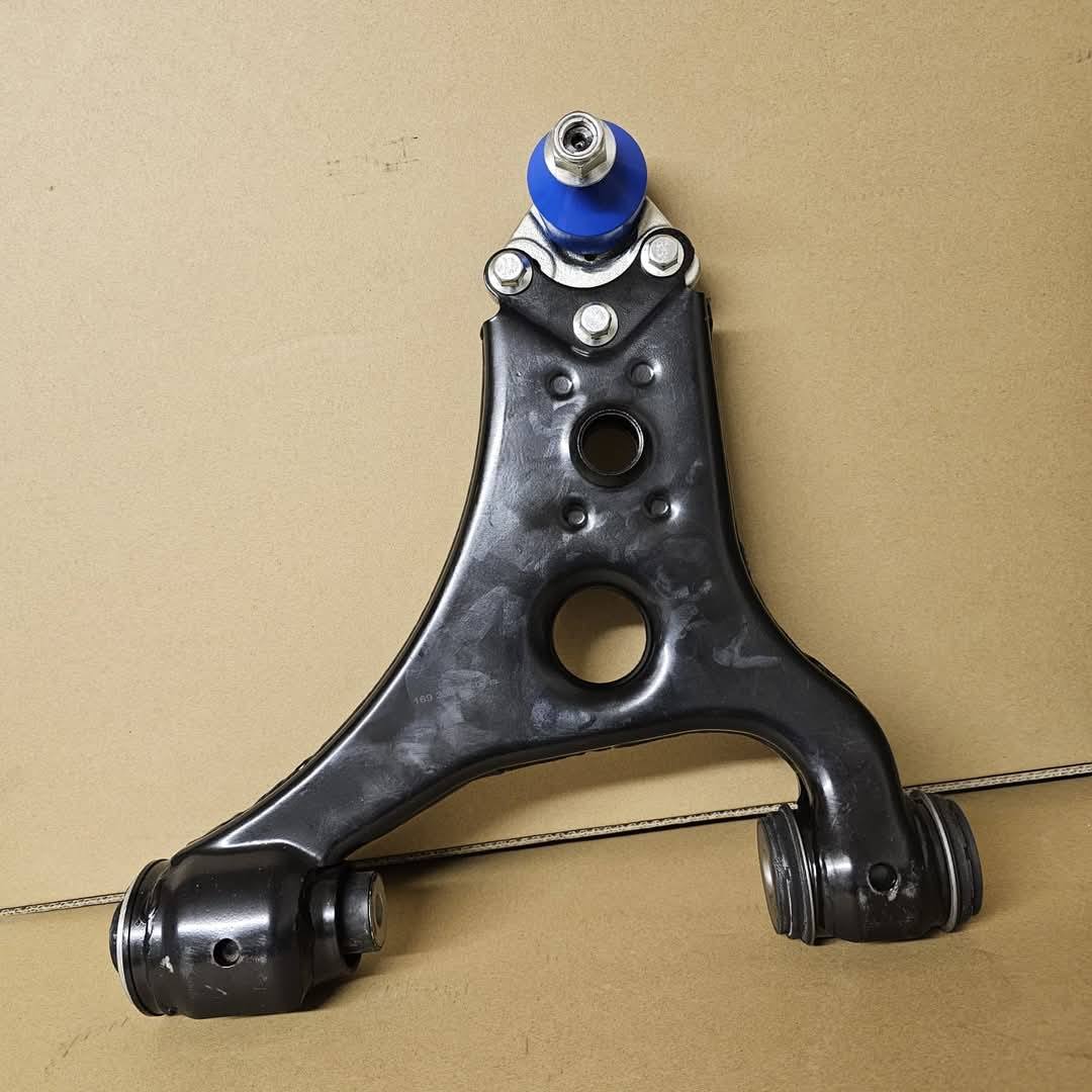 BRAND NEW COMPLETE CONTROL ARMS FOR MERCEDES W169 A-CLASS AND W245 B-CLASS - Private Seller