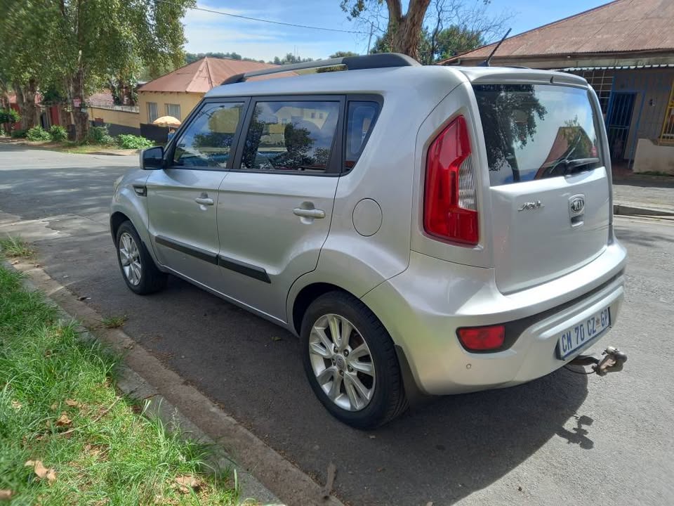 2013 Kia soul 1.2 Petrol, Manual, Siler 94000kms