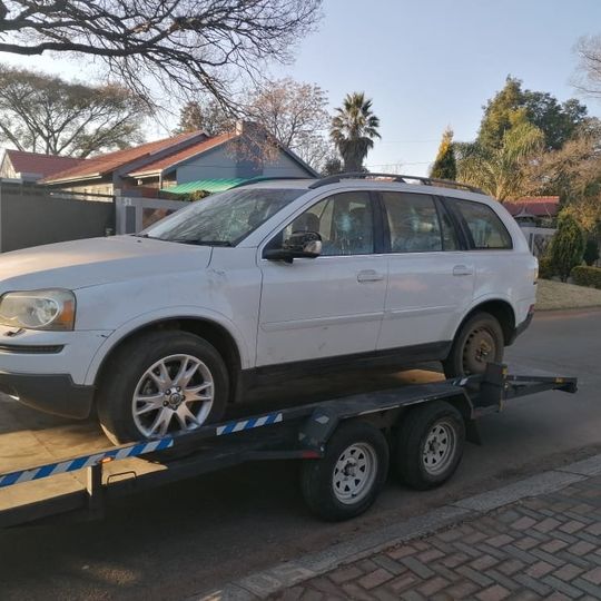 VOLVO XC90 2010 D3 STRIPPING FOR SPARES (DELIVERY COUNTRY WIDE) - Private Seller VOLVO XC90 2010 D3 STRIPPING FOR SPARES (DELIVERY COUNTRY WIDE) - Private Seller