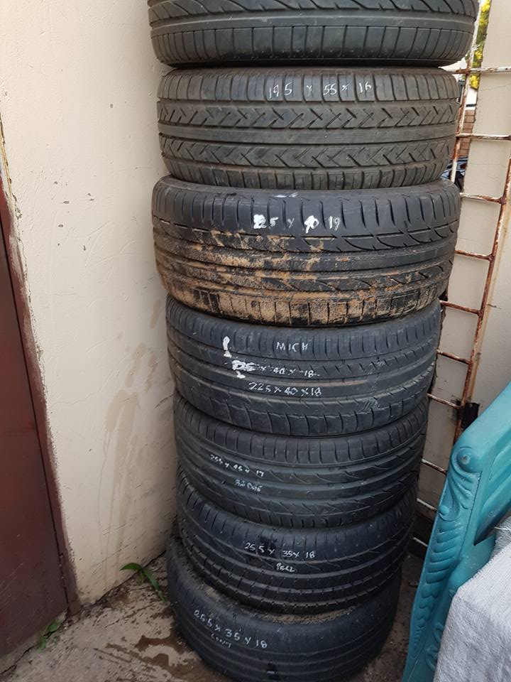 Bmw runflat tyres 18 and 17 inch - Private Seller