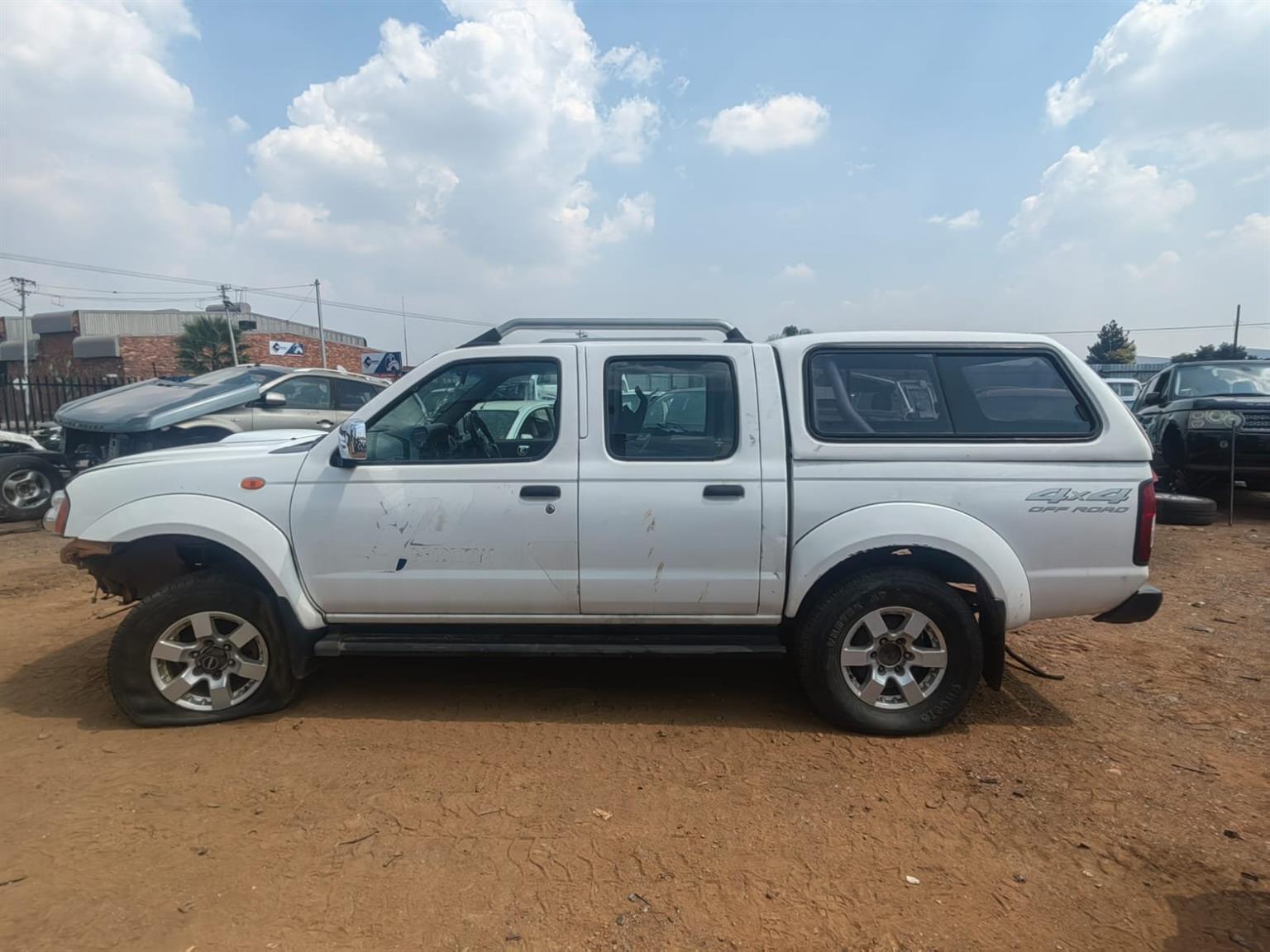 Stripping for Spares: Nissan Np300 Hardbody 2021 diesel manual