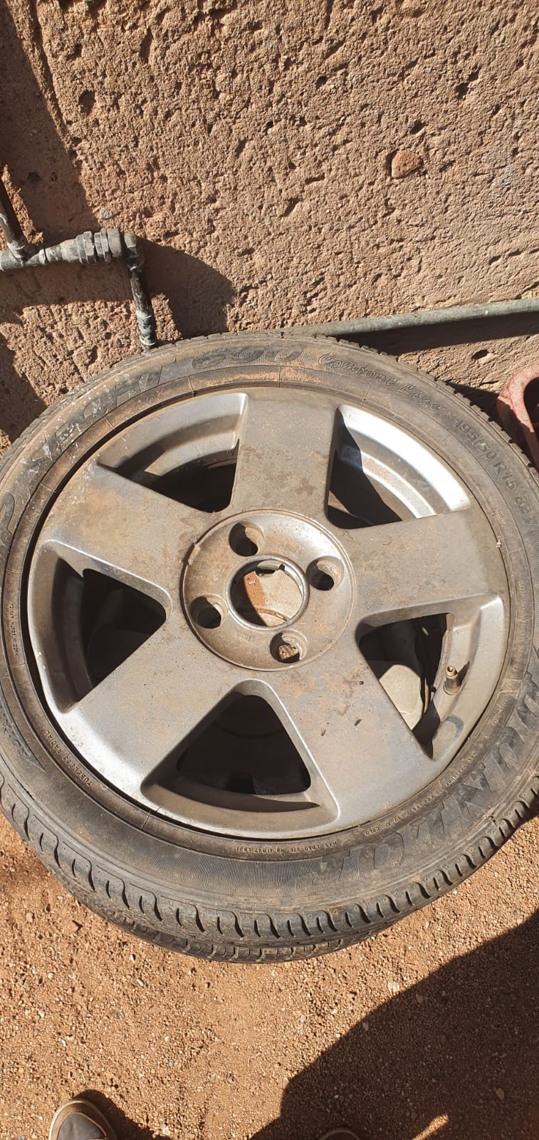 Ford Rim 1 only - Private Seller