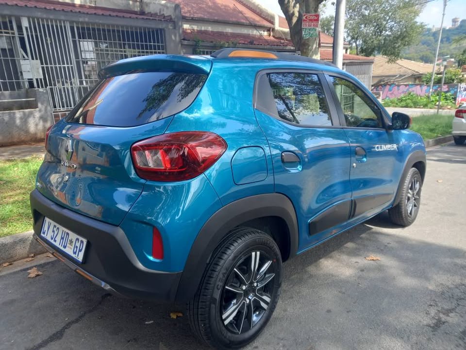 2024 Renault Kwid Climber 1.0 Petrol, Manual, Green, 60000kms