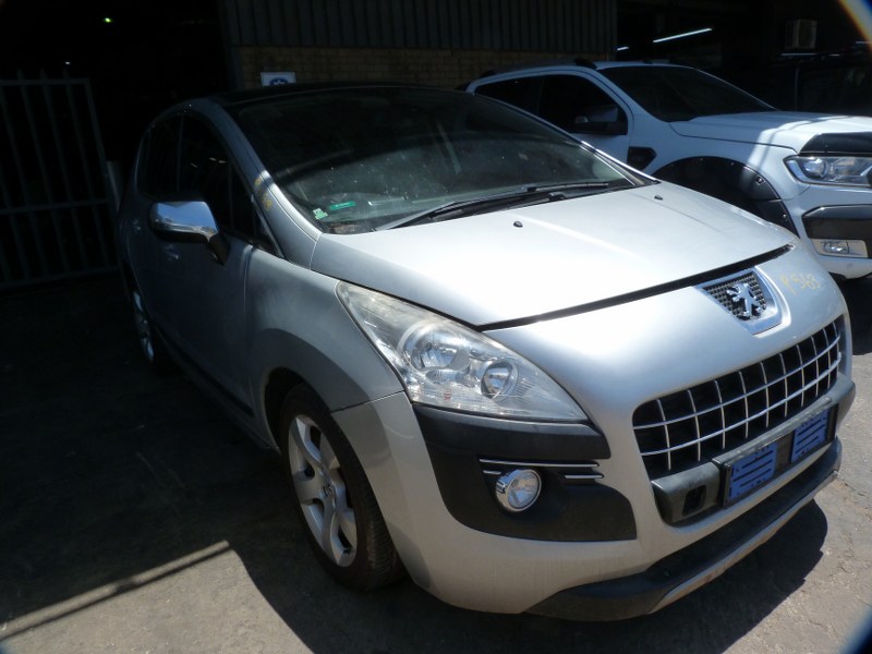 Peugeot 3008 1.6 THP Premium AT Silver - 2011 STRIPPING FOR SPARES - Private Seller