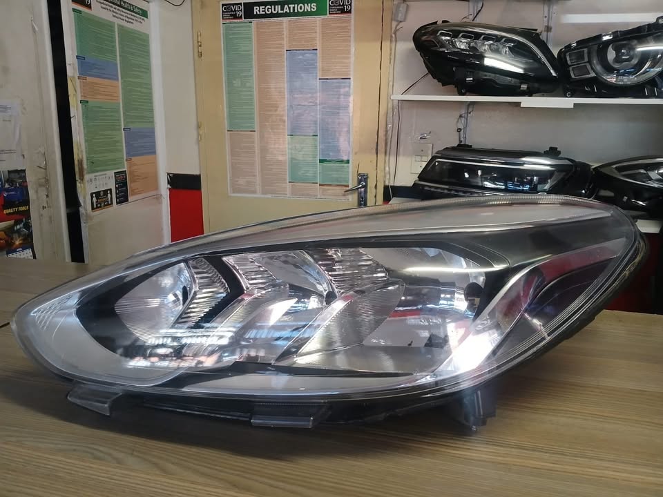 2020 FORD FIESTA HEADLIGHT LEFTSIDE FOR SALE