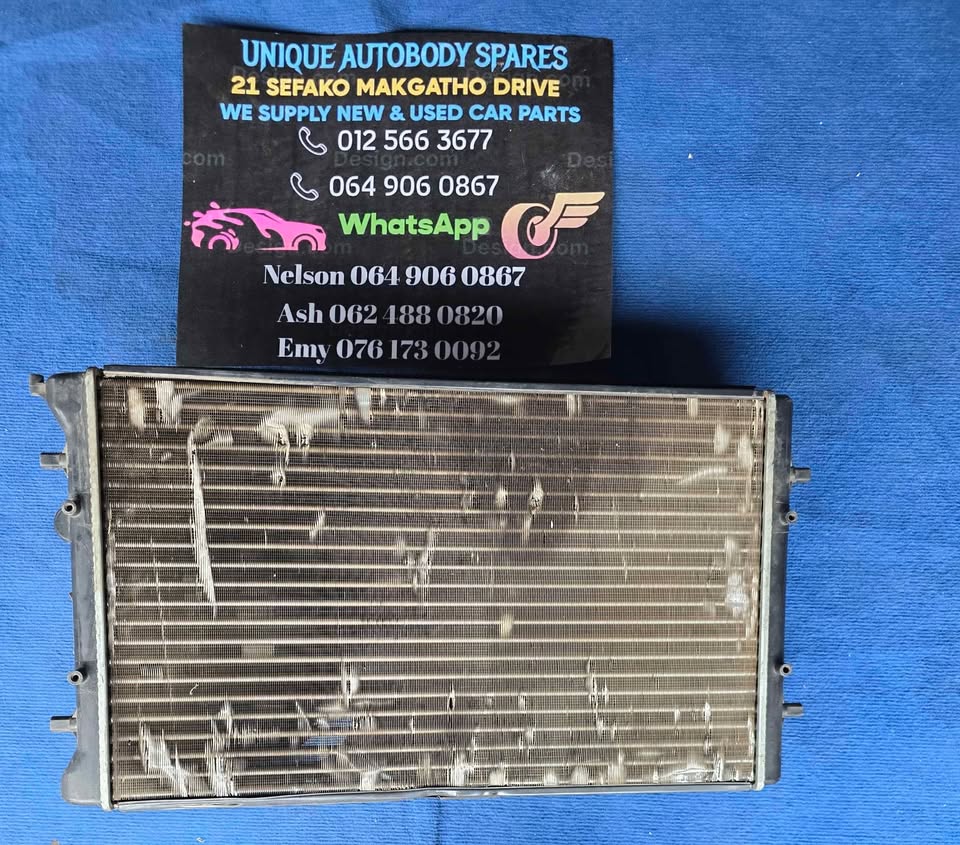 Audi TT 1998 - 2006 Radiator Set - Private Seller Audi TT 1998 - 2006 Radiator Set - Private Seller