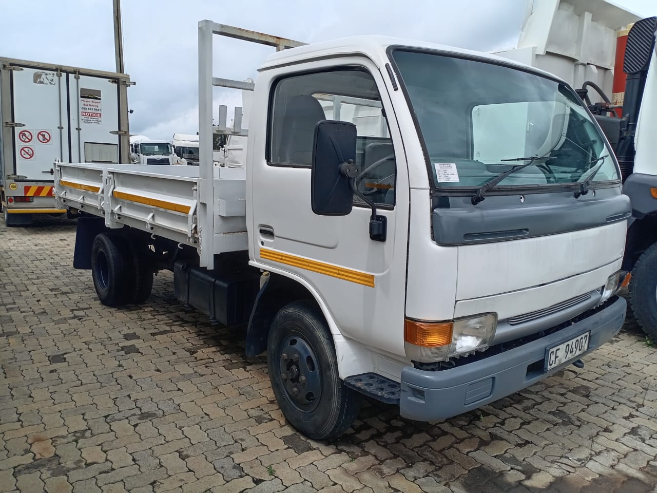 Nissan ud40 dropside | Junk Mail Marketplace