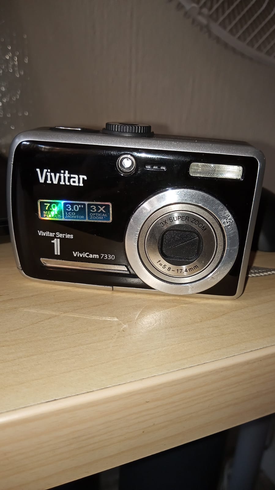 Vivitar Series 1 Vivicam 7330