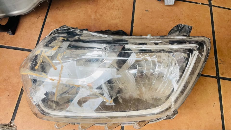Renault Duster LED headlight - Private Seller