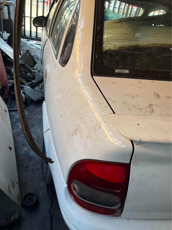 Opel corsa b sedan stripping for parts - Private Seller