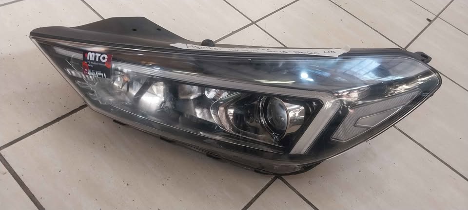 HYUNDAI TUCSON 2018-2020 LED HEADLIGHT LHS AVAILABLE