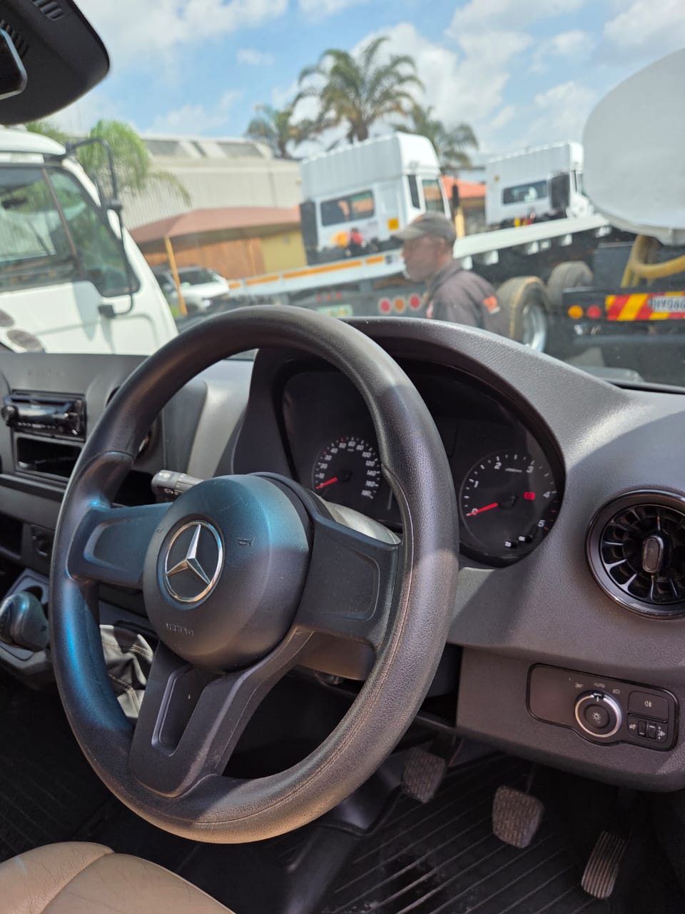 Mercedes Sprinter Bus