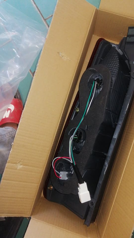 Toyota Quatum 2005-2013 Taillights - Private Seller