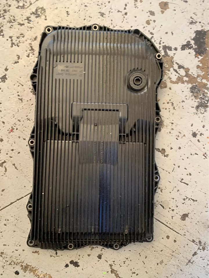 GENUINE BMW F20 F22 F30 F11 F12 F Series Gearbox Sump - Private Seller GENUINE BMW F20 F22 F30 F11 F12 F Series Gearbox Sump - Private Seller