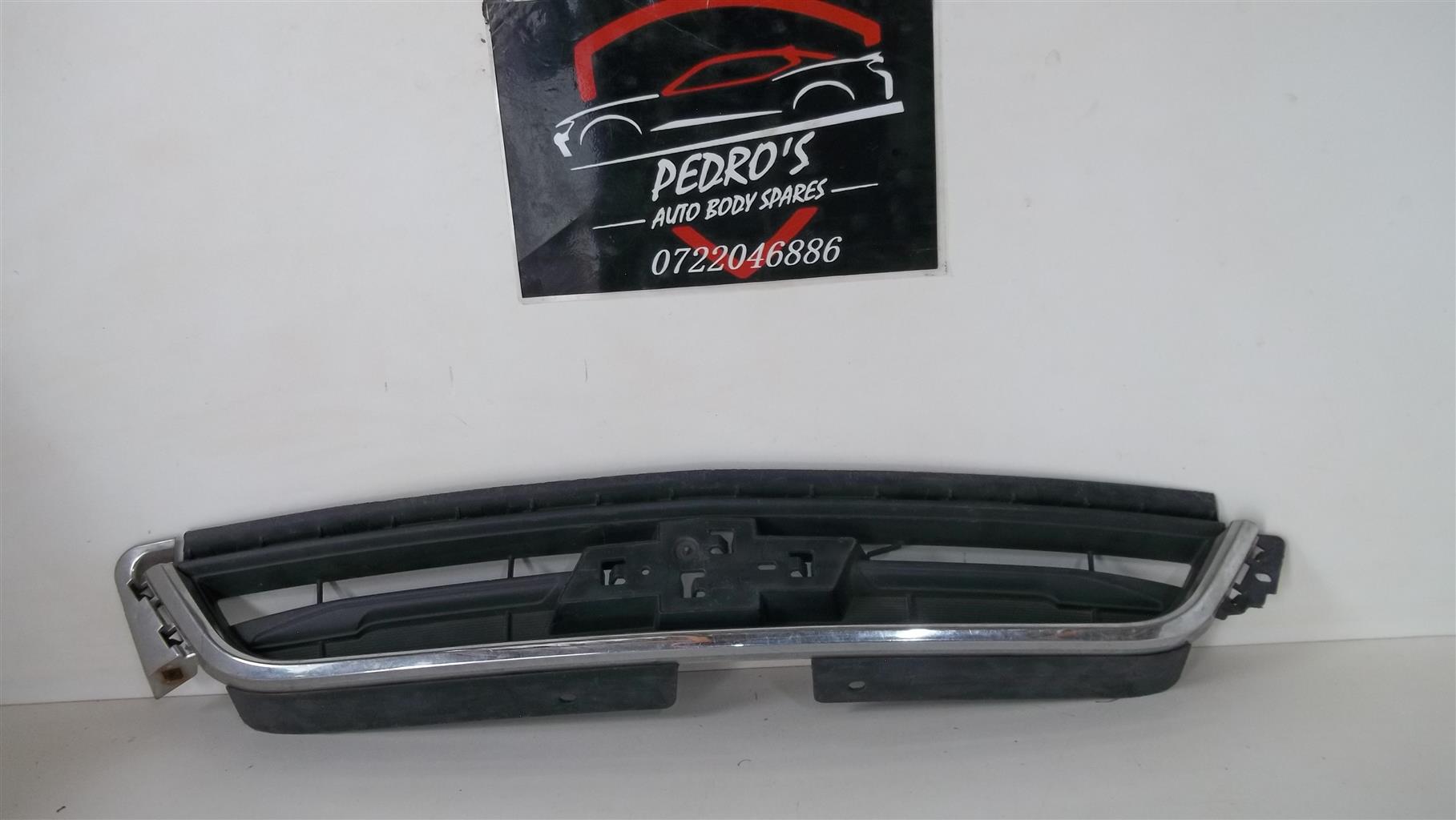 Chevrolet Captiva main grille - Private Seller Chevrolet Captiva main grille - Private Seller