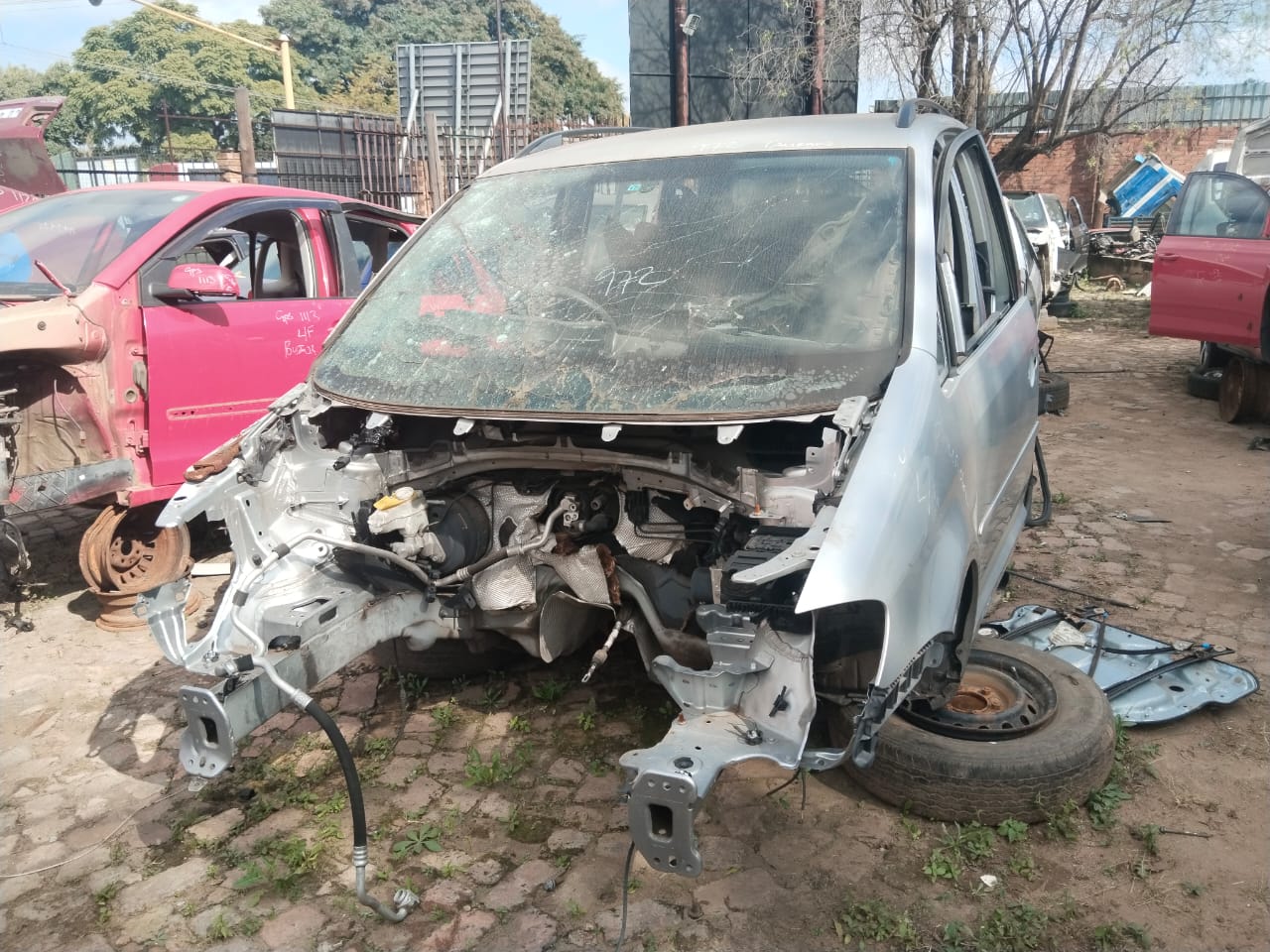 VW Touran Stripping for Spares - Private Seller VW Touran Stripping for Spares - Private Seller