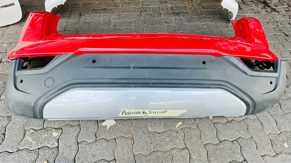 Mahindra XUV300 back bumper - Private Seller