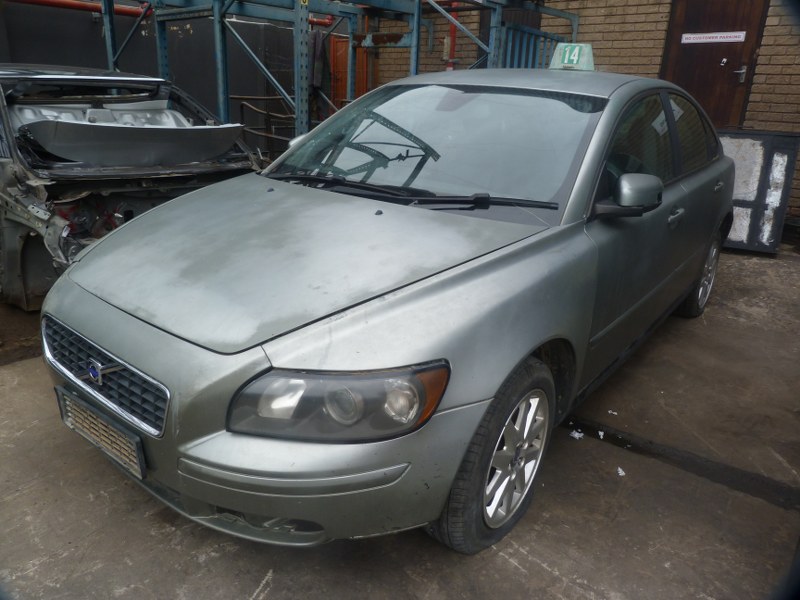 Volvo S40 2.4i Manual B52445 - 2006 SPARESBOYZ STRIPPING FOR SPARES - Private Seller Volvo S40 2.4i Manual B52445 - 2006 SPARESBOYZ STRIPPING FOR SPARES - Private Seller