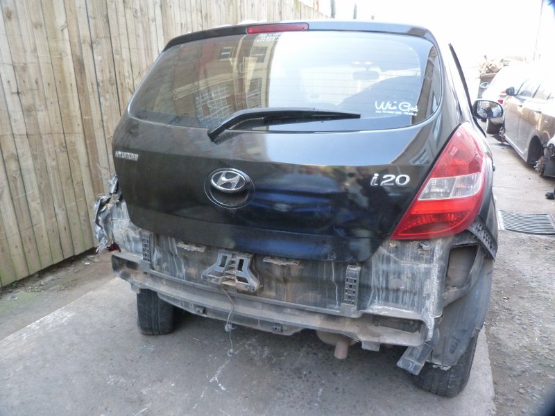 Hyundai i20 1.4 AT Black - 2011 STRIPPING FOR SPARES - Private Seller Hyundai i20 1.4 AT Black - 2011 STRIPPING FOR SPARES - Private Seller