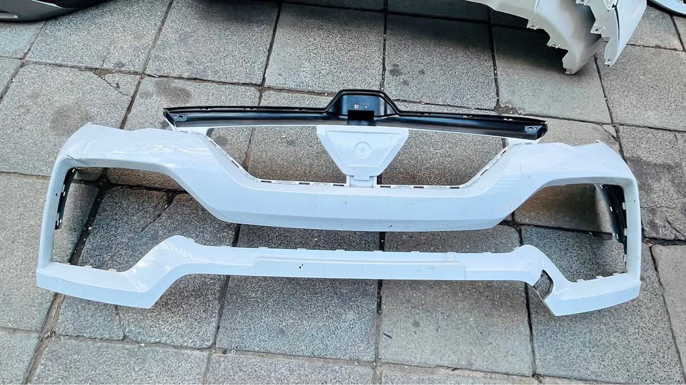 Renault Kiger bumper - Private Seller Renault Kiger bumper - Private Seller