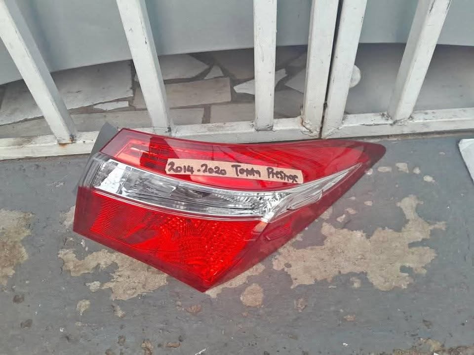 2014-2020 TOYOTA PRESTIGE RIGHT SIDE TAILLIGHT FOR SALE