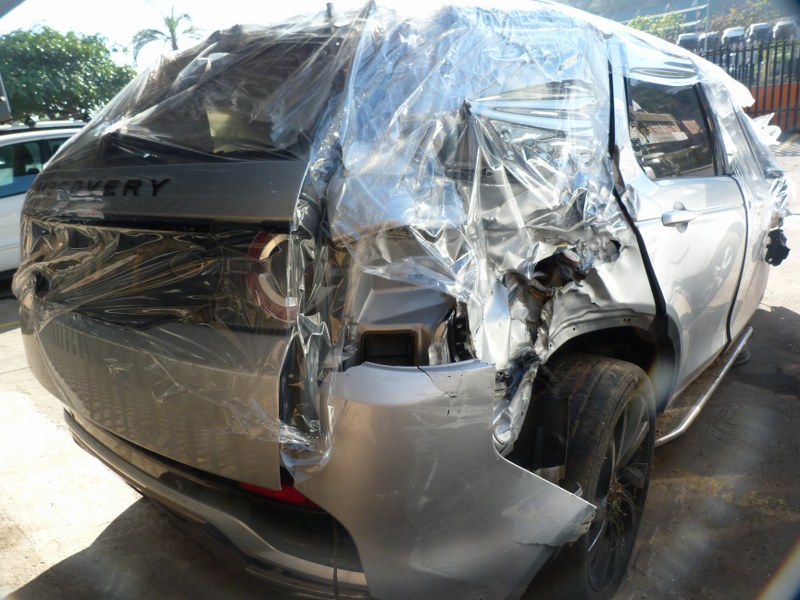 STRIPPING Land Rover Discovery Sport 2.0D AT - 2017 - Private Seller STRIPPING Land Rover Discovery Sport 2.0D AT - 2017 - Private Seller