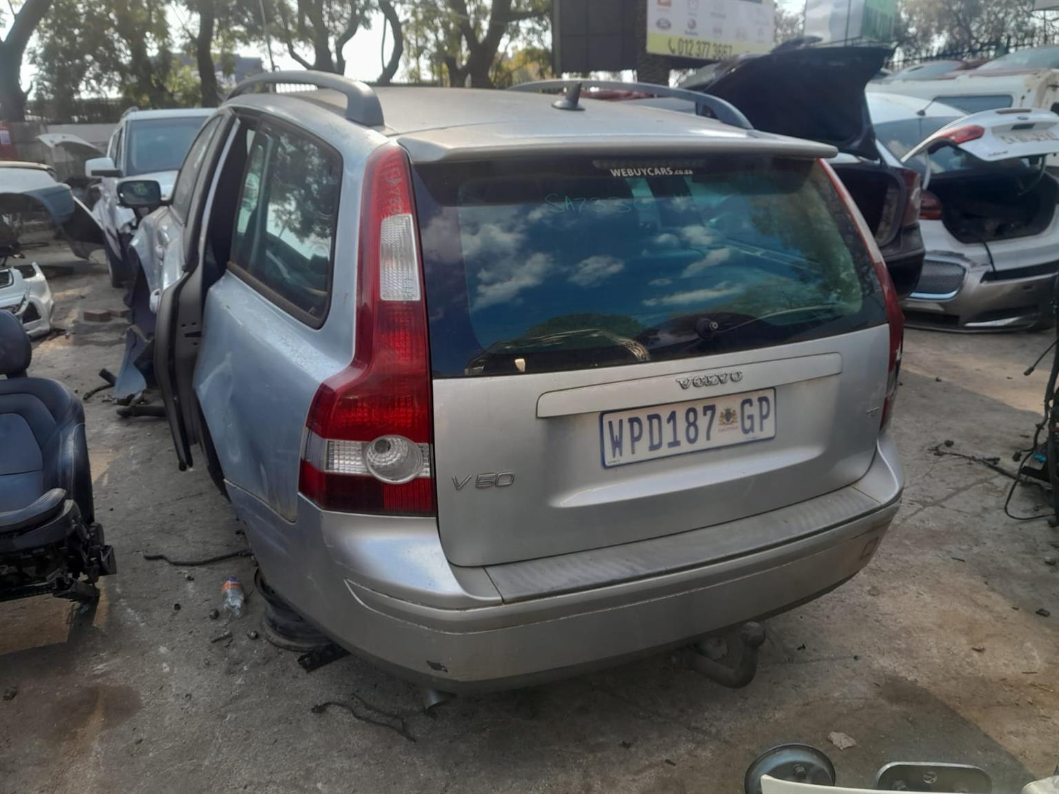 2005 Volvo V50 for stripping spare parts - Private Seller
