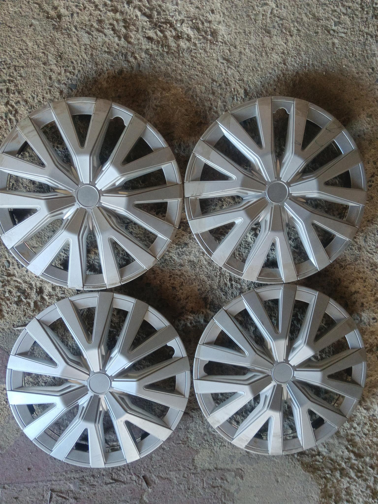 3 tyres,3 rims,4 wheel caps | Junk Mail