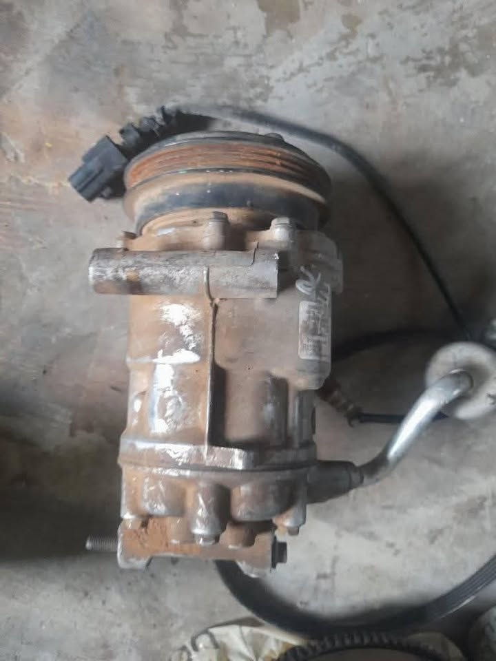 RENAULT TRIBER AIR-CON PUMP AVAILABLE - Private Seller