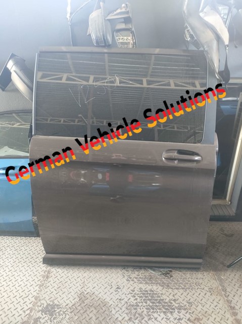 Mercedes Benz V250 sliding door for sale used - Private Seller Mercedes Benz V250 sliding door for sale used - Private Seller