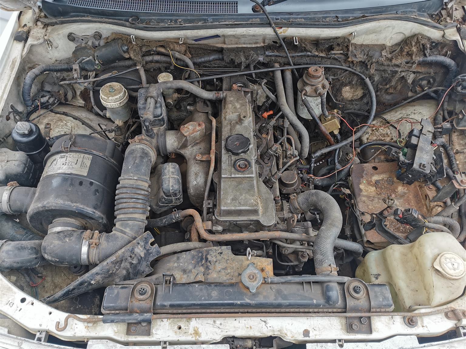 2000 Mitsubishi Colt 2.8D LWD - Stripping for Spares