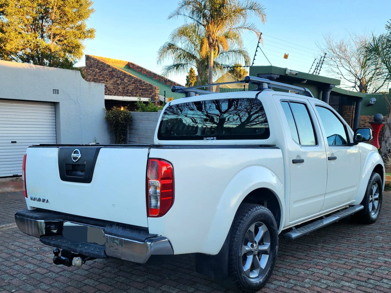 2012 NISSAN NAVARA 2.5DCI 4X4 140KW