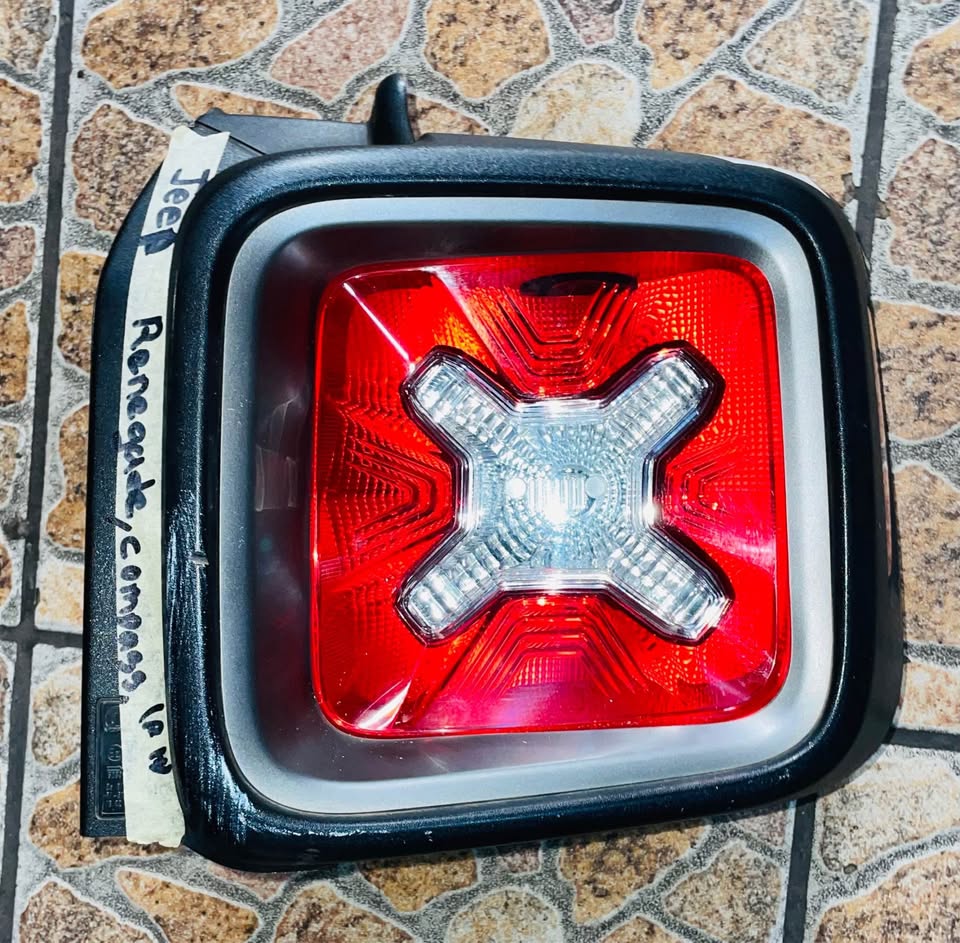 Jeep Compass taillight - Private Seller Jeep Compass taillight - Private Seller