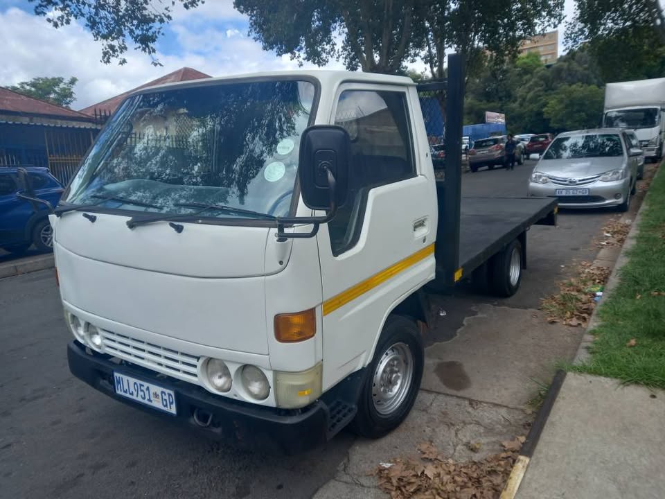 TOYOTA DYNA 55K