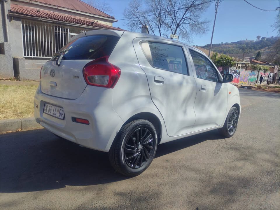 2024 Toyota vitz 1.0 XR Automatic