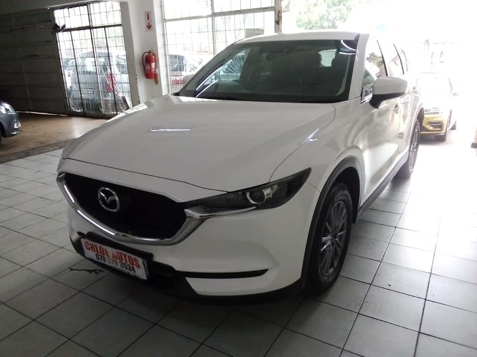2018 MAZDA CX5 2.0 SKYACTIVE PETROL WHITE COLOR AUTOMATIC STILL UNDER SERVICE PLAN REVERSE CAMERA