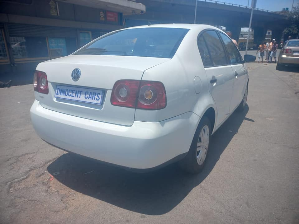 2016 VW POLO VIVO SEDAN 1.4 PETROL ENGINE, MANUAL, WHITE IN COLOR, 82000KM